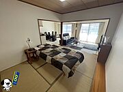 すぐ横になれる和室、みんながホッと一息つける空間