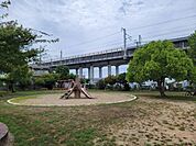 美里公園 620m