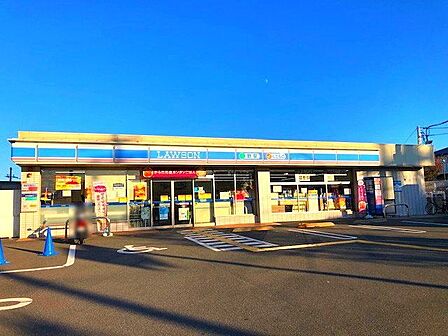 ローソン枚方長尾台一丁目店 450m