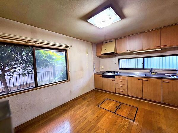 キッチンを拡大表示