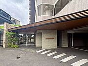 アンピール下大利■所在地：大野城市下大利4丁目4-3■建物構造：RC■管理形態：日勤管理