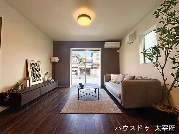 リビング/ダイニングを拡大表示