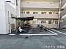 その他：雨の日も安心！敷地内に屋根付き駐輪場があります。