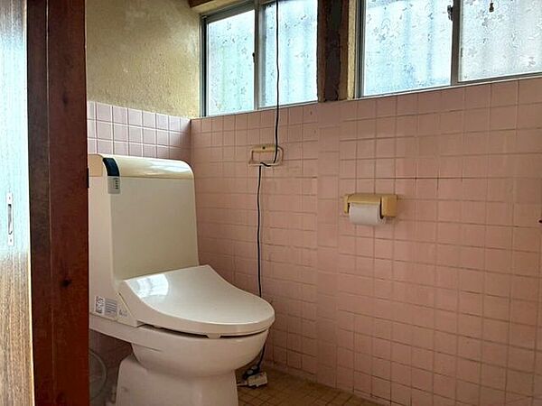トイレを拡大表示