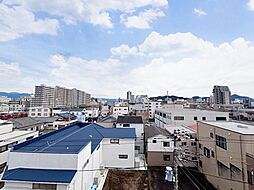 最上階の角部屋で眺望も良好です!