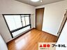 子供部屋：床・クロス貼替済♪