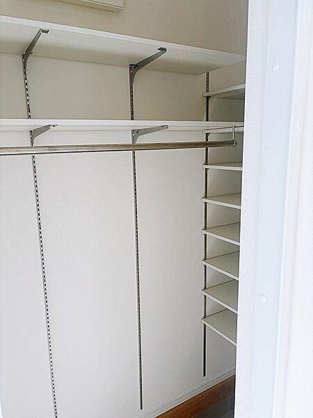 玄関を拡大表示