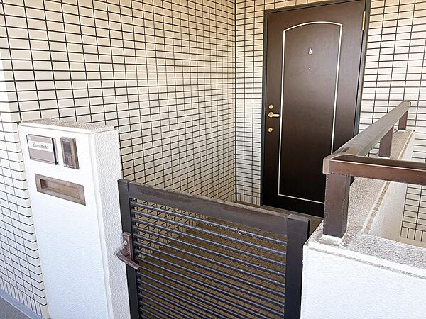 エントランスを拡大表示