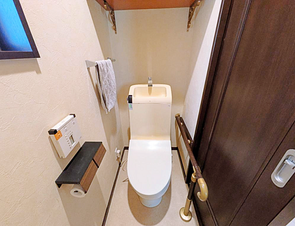 トイレを拡大表示