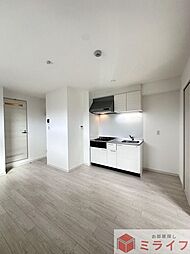 セレニティ加美南A棟 2階1LDKのリビング/ダイニング