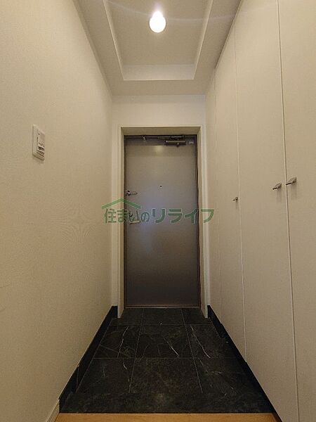 apartment 東京都千代田区永田町２丁目17-3
地図を見る