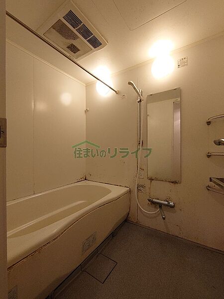 apartment 東京都千代田区永田町２丁目17-3
地図を見る