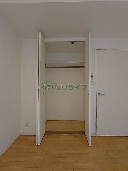 apartment 東京都千代田区永田町２丁目17-3
地図を見る