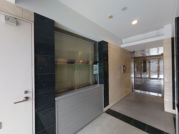 apartment 東京都千代田区永田町２丁目17-3
地図を見る