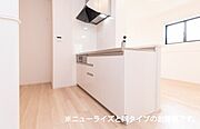 ※同シリーズの写真をご参照ください。