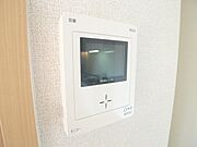 来客者が確認できるモニター付インターホン