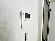 モニター付きインターホンで来客確認も安心です！