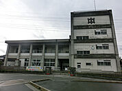 市川中学校