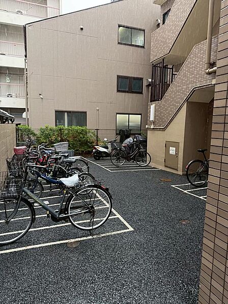 駐輪場