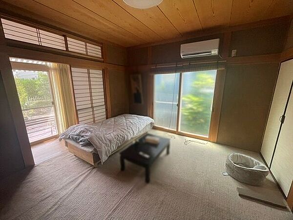 洋室を拡大表示