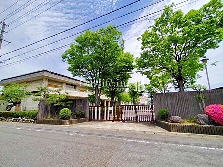 岐阜市立梅林中学校 梅林中学校 80m