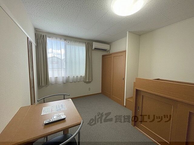 寝室