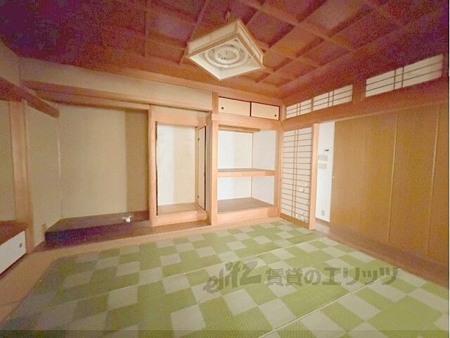 寝室