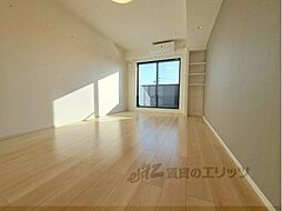 カルセドニー 107 1階1Kのリビング/ダイニング