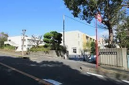 堺市立赤坂台小学校 770m
