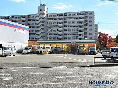 セブンイレブン高槻宮野町店 170m