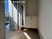玄関口広めで荷物もラクラク入れられる！