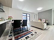 〜大きな家具をおいてもゆとりがあります〜