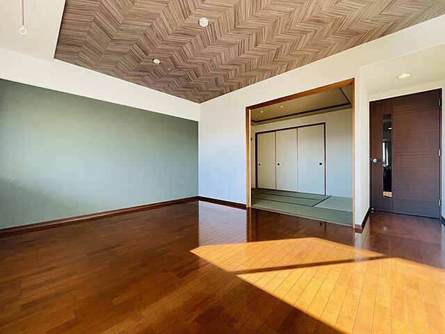 リビング/ダイニング サーパス新井町　４F 4階/-