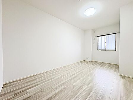 洋室（7.3帖）