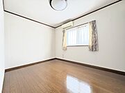 2階洋室（中）