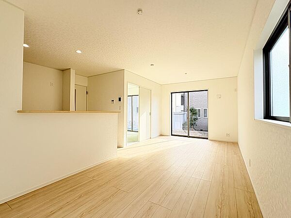 リビング/ダイニングを拡大表示