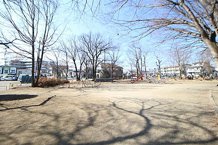 加美平公園（約260M）徒歩約4分・加美平野球場が併設された遊具のある公園です！