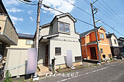 1階に約6帖和室がある4ＬＤＫ間取りです