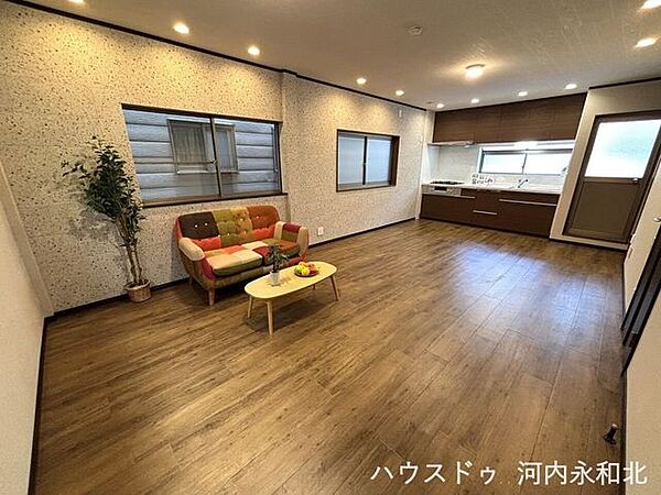 リビング/ダイニングを拡大表示