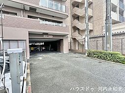 4 / 4