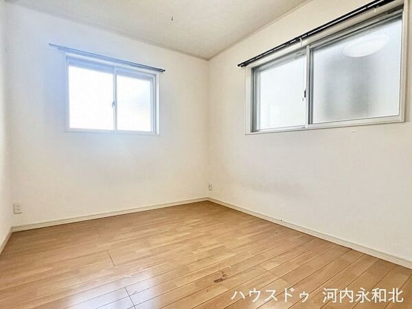 寝室を拡大表示