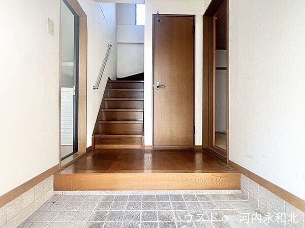 玄関を拡大表示
