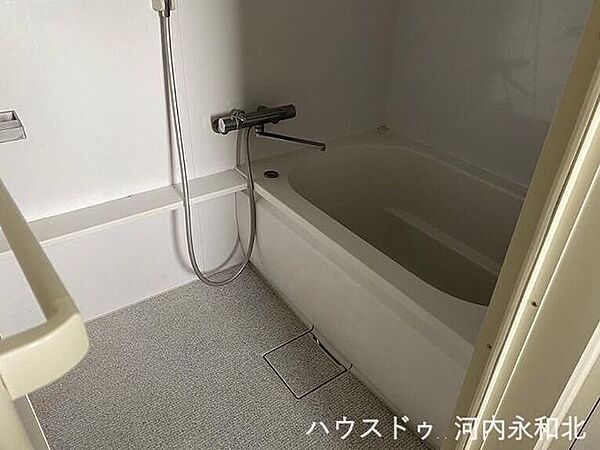 浴室を拡大表示
