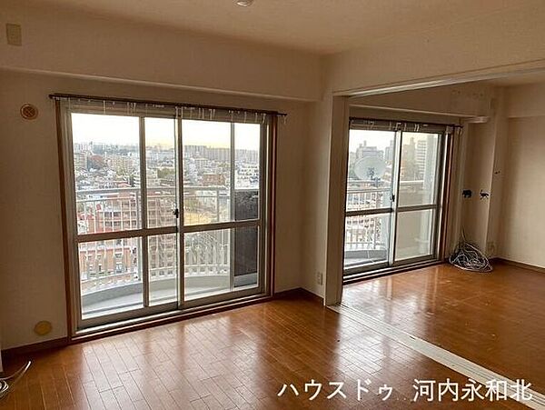 洋室を拡大表示