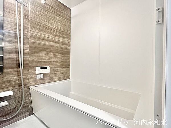 浴室を拡大表示