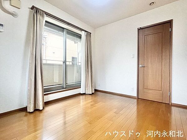 洋室を拡大表示