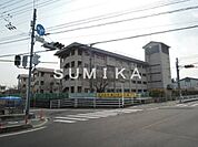岡山市立御南小学校 417m