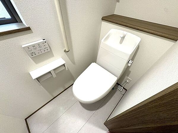 トイレを拡大表示