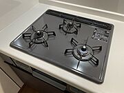3口コンロ　一度にたくさんのお料理が作れるので便利です！