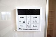オートバスパネル　同仕様　いつでも適温のお風呂に入れるので便利です♪